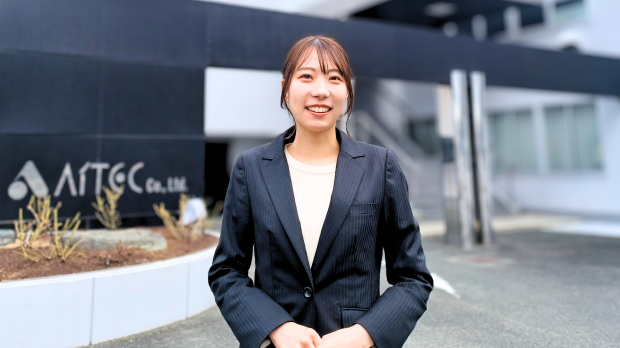 営業部 N.Kの仕事中の様子