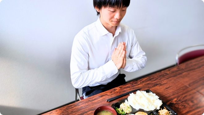 開発職Y.Nの仕事中の様子